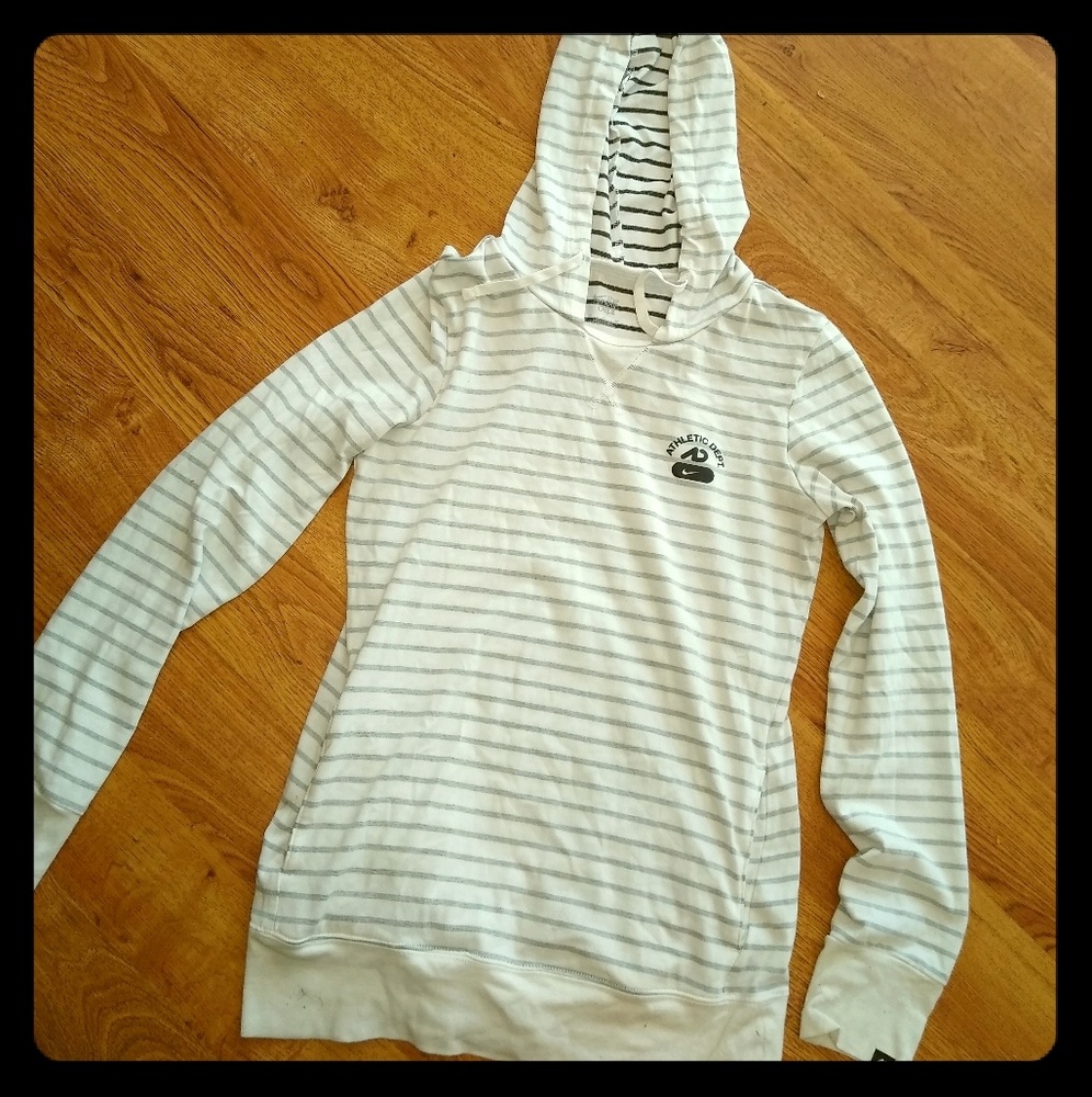 Nike pullover